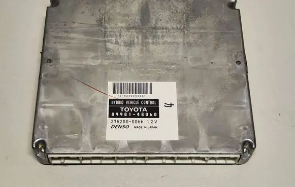 Lexus RX 330 - 350 - 400H Engine control unit/module 2752000066 8998148060