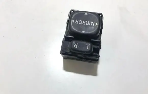 Toyota Prius (XW20) Wing mirror switch 5742 574-2