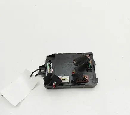 Opel Vivaro Central body control module 284B13254R