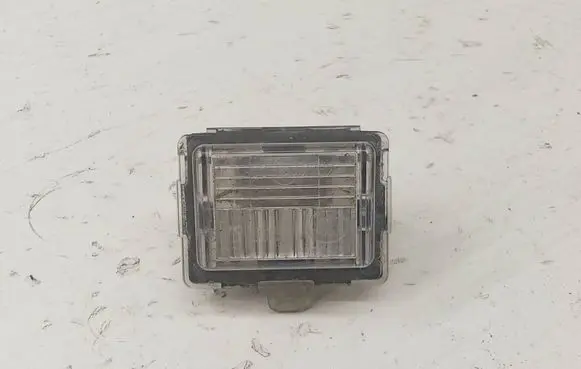 Mercedes-Benz E W212 Number plate light A2218200454