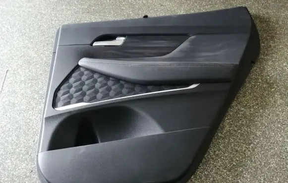 Hyundai Santa Fe Rear door card panel trim 83302S1310NNB 83361S100