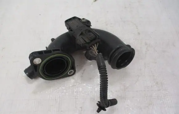 Renault Captur Intercooler hose/pipe 144805243R