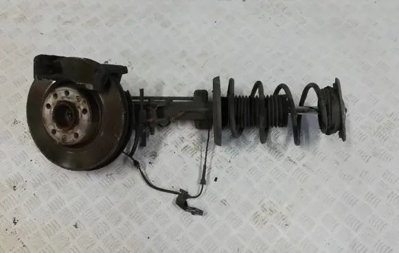 Peugeot 308 Front wheel hub spindle knuckle