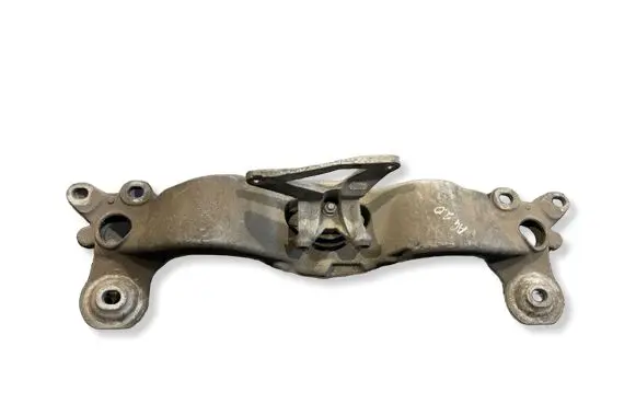 Audi A4 S4 B6 8E 8H Gearbox mounting bracket 8E0399263S