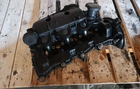 Land Rover Range Rover Sport L320 Rocker cam cover 