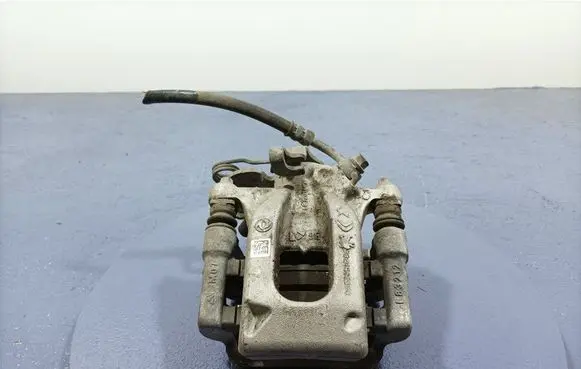 Peugeot 208 II Rear brake caliper