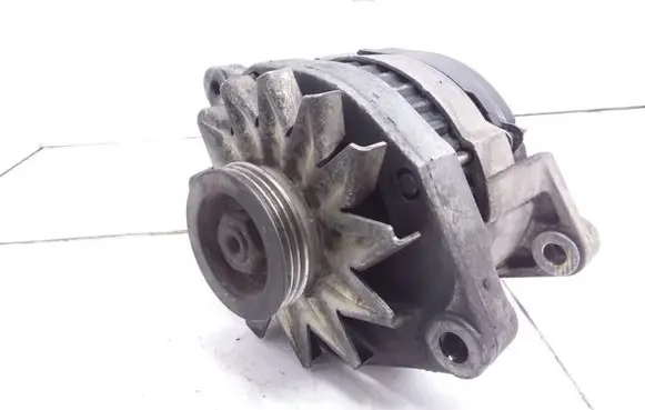 Renault Clio I Generator/alternator 130657