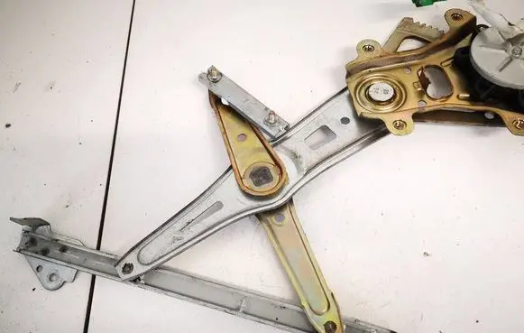 Subaru Impreza III Sliding door window regulator with motor 