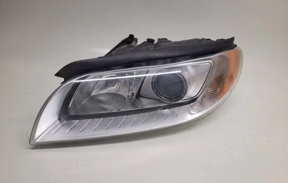 Volvo V70 Headlight/headlamp 31214347 6333100001