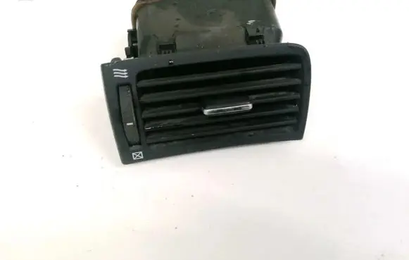 Toyota Avensis T250 Dash center air vent grill 8518C
