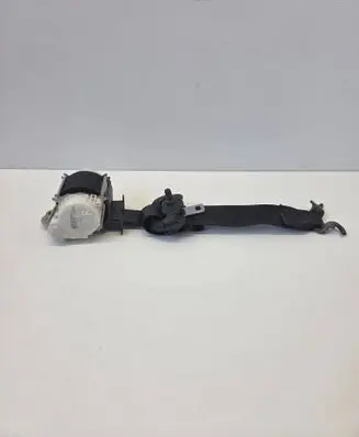 BMW 3 E90 E91 Front seatbelt 33059849