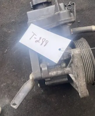 Mercedes-Benz C W204 Power steering pump A0064661501