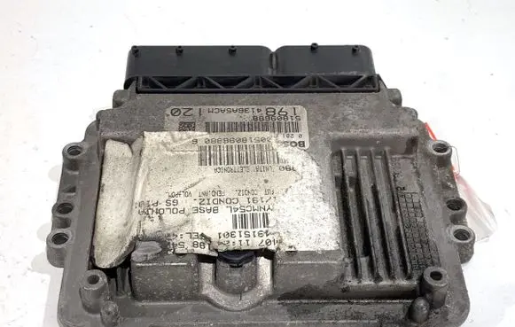 Fiat Bravo Engine control unit/module ECU 51809688