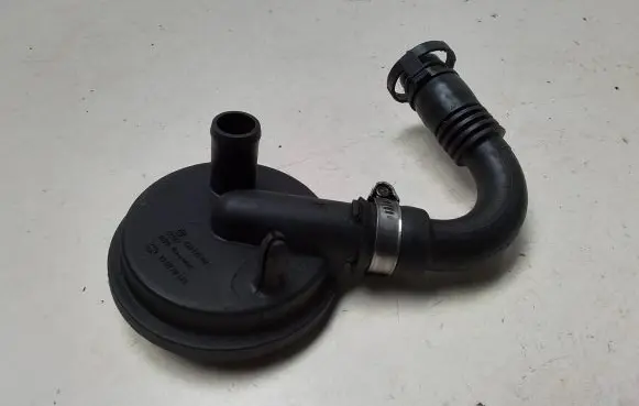 Seat Toledo II (1M) Breather/breather pipe/hose 038103493P