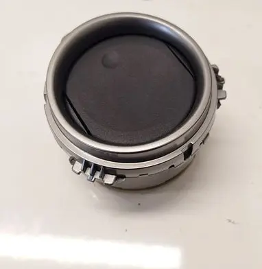 Toyota Yaris Dash center air vent grill 20477