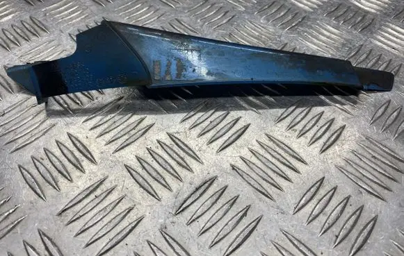 Opel Astra H Fender end trim 13192140