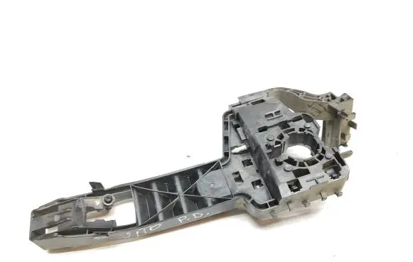 Mercedes-Benz Vito Viano W447 Front door exterior handle/bracket A4477230114