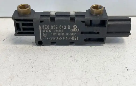 Audi A4 S4 B7 8E 8H Airbag deployment crash/impact sensor 8E0959643B 600793 270606
