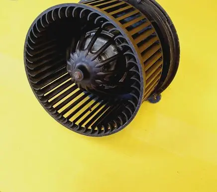 Peugeot 1007 Heater fan/blower 7737012801