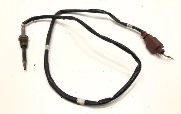 Volkswagen Golf VII Exhaust gas temperature sensor 04L906088DA