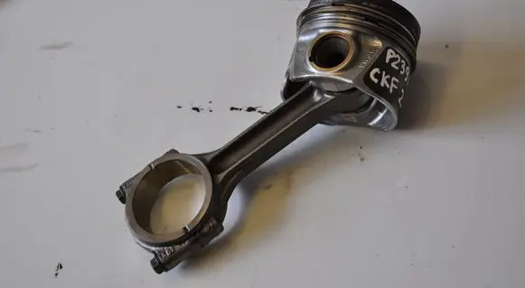 Skoda Octavia Mk3 (5E) Piston with connecting rod CKF