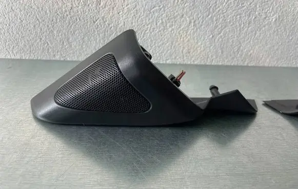 Subaru Forester SG Front door high frequency speaker 86301SA120