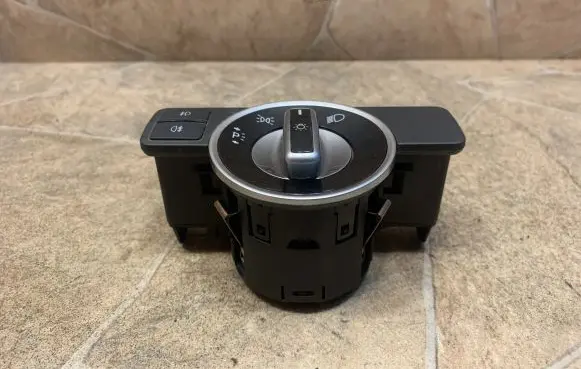 Mercedes-Benz GLA W156 Light switch