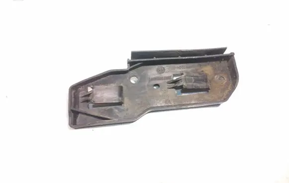 Volkswagen PASSAT B5.5 Front bumper mounting bracket 3B0807183E