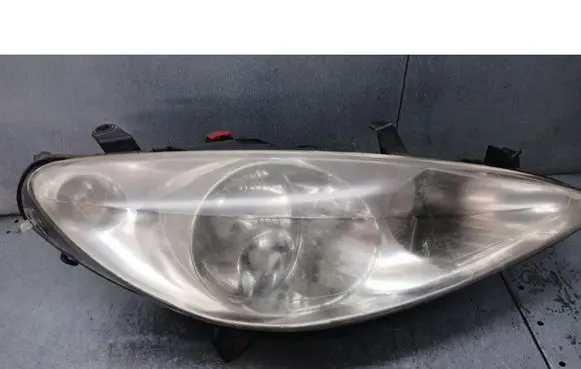 Peugeot 307 CC Front reflector 