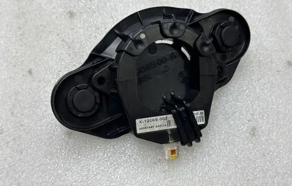 Tesla Model S Keyless system antenna 101904500A
