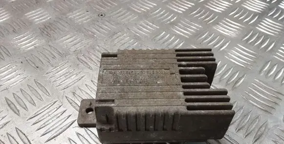 Mercedes-Benz A W168 Coolant fan relay A0275458032