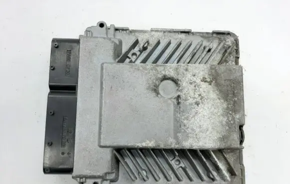 Volkswagen PASSAT B6 Engine control unit/module 03G906018