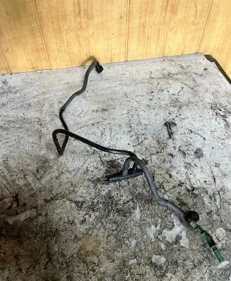 Volvo V50 Fuel line pipe 96356 92580