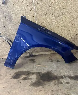 Ford Mondeo MK V Fender 121212