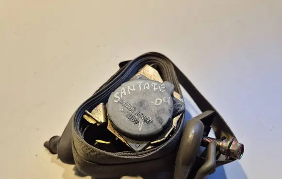 Hyundai Santa Fe Rear seatbelt 045262