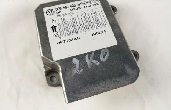 Volkswagen Caddy Airbag control unit/module 6Q0909605AH 5WK43351 23040417F