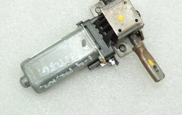 Chrysler Grand Voyager V Seat adjustment motor ZP761DSAC 986300101