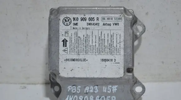 Volkswagen Golf SportWagen Airbag control unit/module 1K0909605R