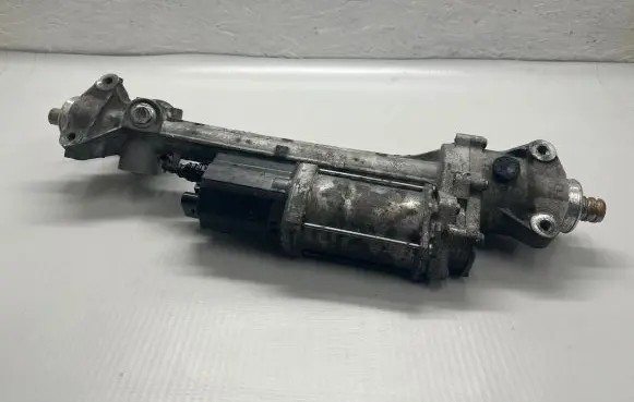BMW X3 F25 Steering rack 6881101 87232400000 00001310