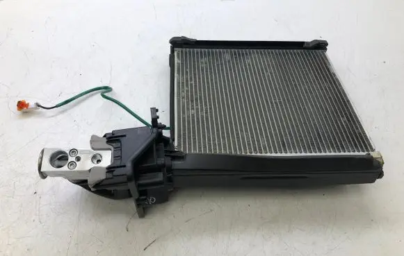 Air conditioning (A/C) radiator (interior)