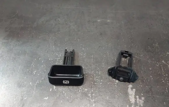 Mercedes-Benz C W203 Hand brake release handle 2034270112 2034270620