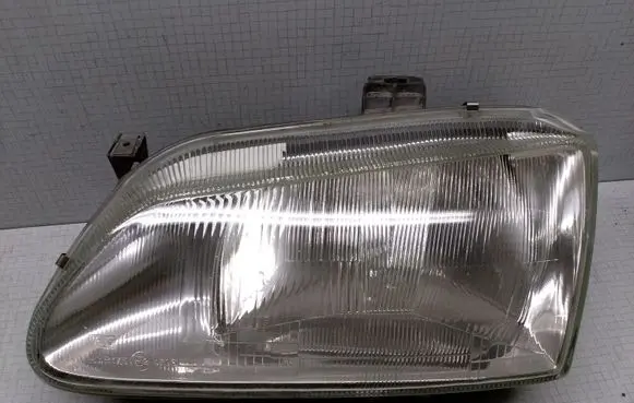 Renault Megane I Headlight/headlamp