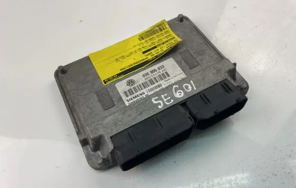 Volkswagen Polo Engine control unit/module ECU 03E906033