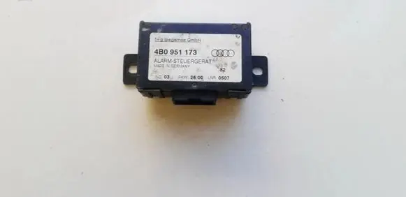 Audi A6 S6 C5 4B Alarm control unit/module 4B0951173 748.01.01.01
