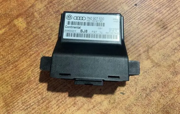 Skoda Octavia Mk2 (1Z) Gateway control module 7N0907530