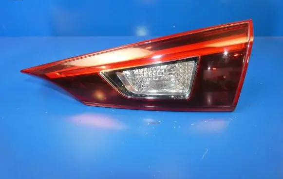 Mazda 3 II Tailgate rear/tail lights