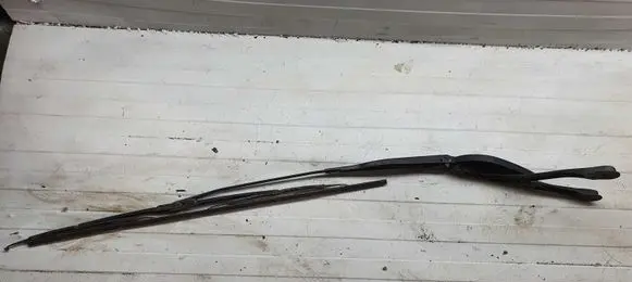 BMW 7 E38 Windshield/front glass wiper blade NOCODE