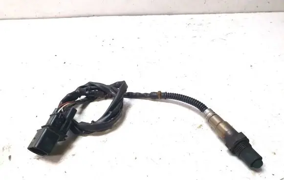 Audi A4 S4 B6 8E 8H Lambda probe sensor 06B906265