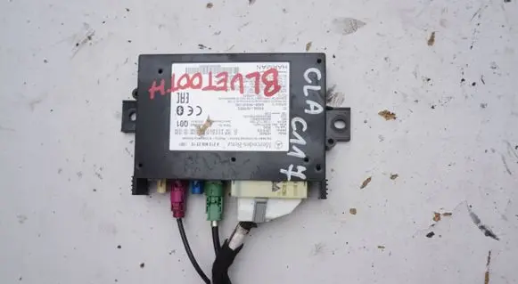 Mercedes-Benz B W246 W242 Bluetooth control unit module A2139002210