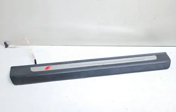 Audi Q7 4M Front sill trim cover 4M0947406B